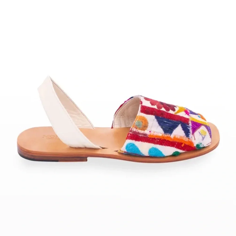MOMO NEW YORK Francis Embroidered Patchwork Slingback Sandals